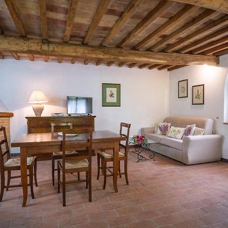 Poggio Al Palio Aparthotel San Lorenzo a Merse Екстериор снимка