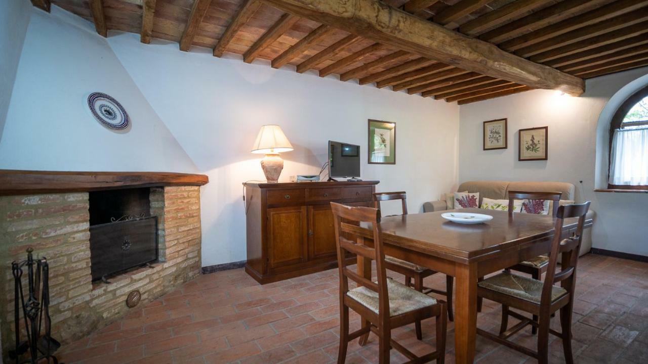 Poggio Al Palio Aparthotel San Lorenzo a Merse Екстериор снимка