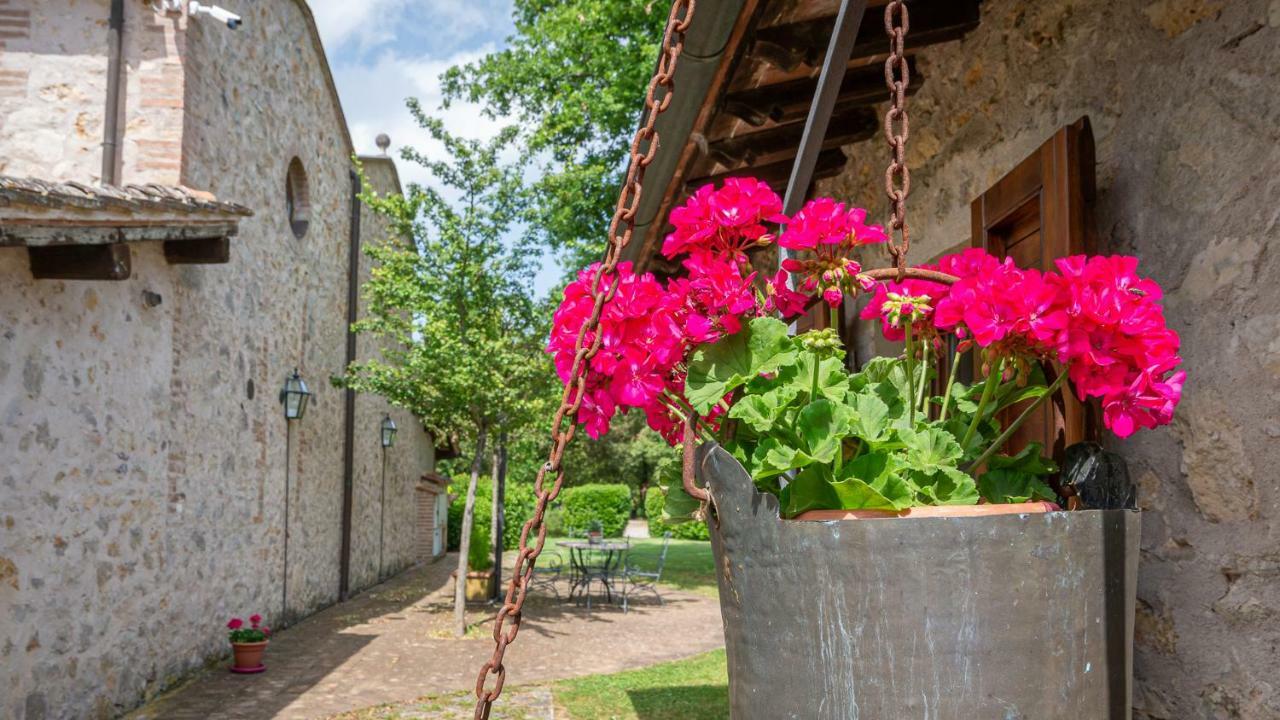 Poggio Al Palio Aparthotel San Lorenzo a Merse Екстериор снимка